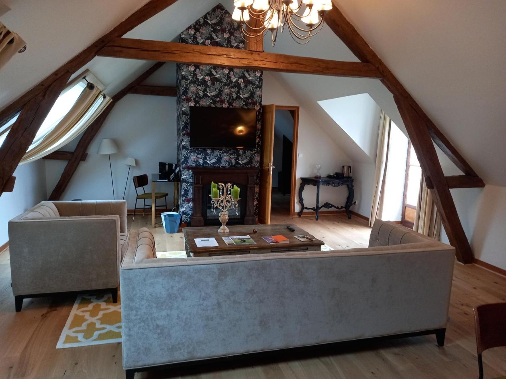 Domaine De Barive Hotel Sainte-Preuve ภายนอก รูปภาพ